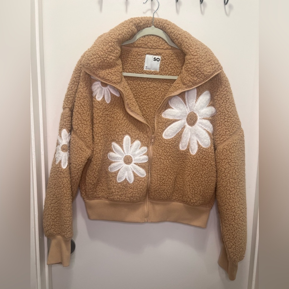 SO Tan Sherpa Style Sweater Jacket with Retro Daisy Design. Teddy Bear style